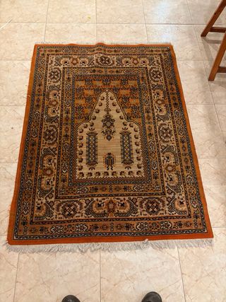 Alfombra de pasillo geométrica