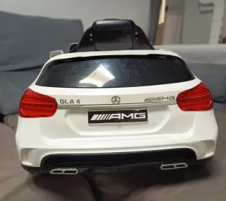 Coche eléctrico Mercedes Benz AMG Blanco