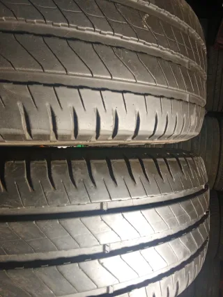 4 Neumático montados 215/65R16C 106/104 T