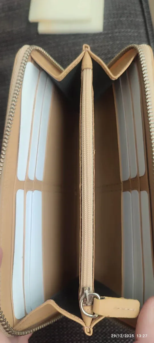 Cartera monedero color beige Beige