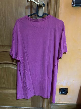 Camiseta rosa de palmeras