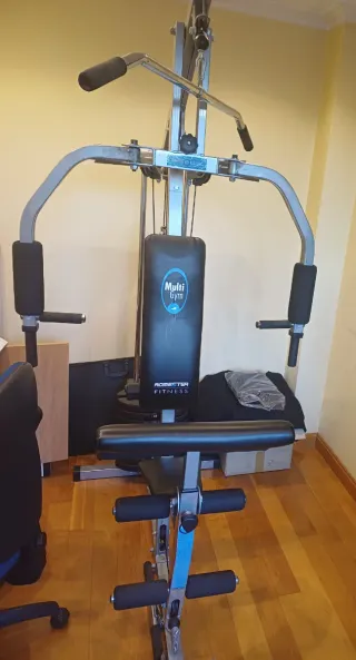 Máquina de gimnasio multifunción