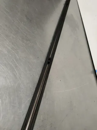 MOLDURA ALETA IZQUIERDA MERCEDES W123