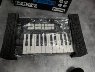 Teclado MIDI Novation Launchkey 25 MK3