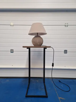 Mesita auxiliar moderna madera y metal