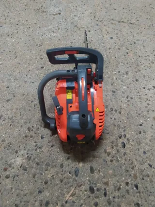 Motosierra pequeña los