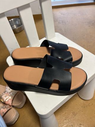 Lote de zapatos de la talla 40.