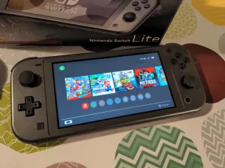 Nintendo Switch Lite Edizione Pokemon 256GB