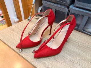 Zapatos tacón rojos talla 38