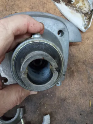 Carcasa transmisión desbrozadora McCulloch Elite 3