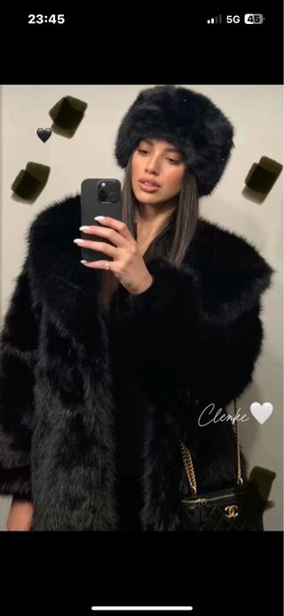 Abrigo de pelo Zara negro con cinturón