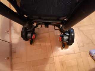 Silla de ruedas eléctrica plegable