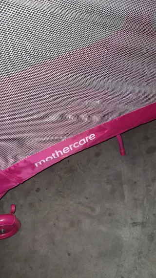 Parque cuna de viaje rosa Mothercare