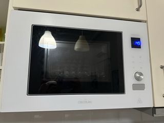 Microondas integrable Cecotec