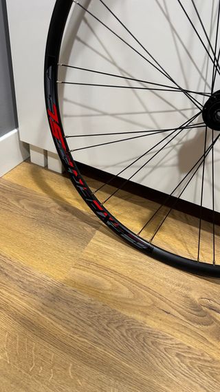 Rueda Delantera Disco Carretera Merida