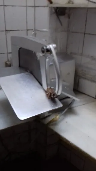 Maquinaria equipamiento carnicería charcutería