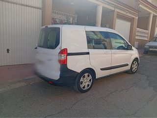 Ford Transit Courier 2019