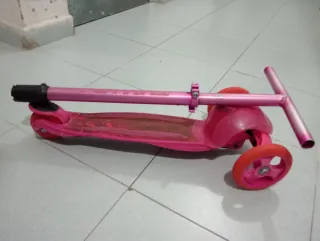 PATINETE DE 3 RUEDAS ROSA