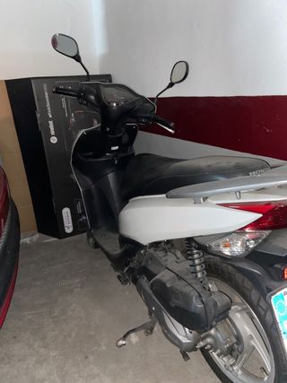 Honda SH 125cc Scooter