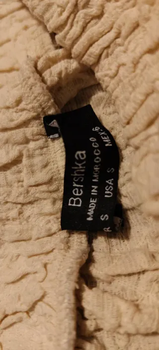 Top beige Bershka manga larga