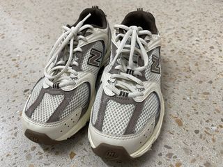 Zapatillas New Balance running Beige/Marrón T.37