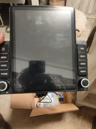 Radio Coche Peugeot 3008