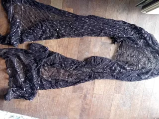 Foulard nero con intarsi argento