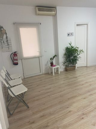 Mobiliario despacho sanitarios