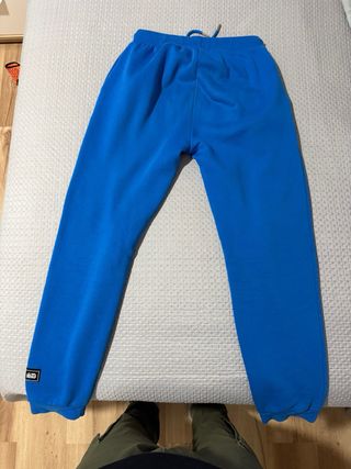 Chándal azul con logo