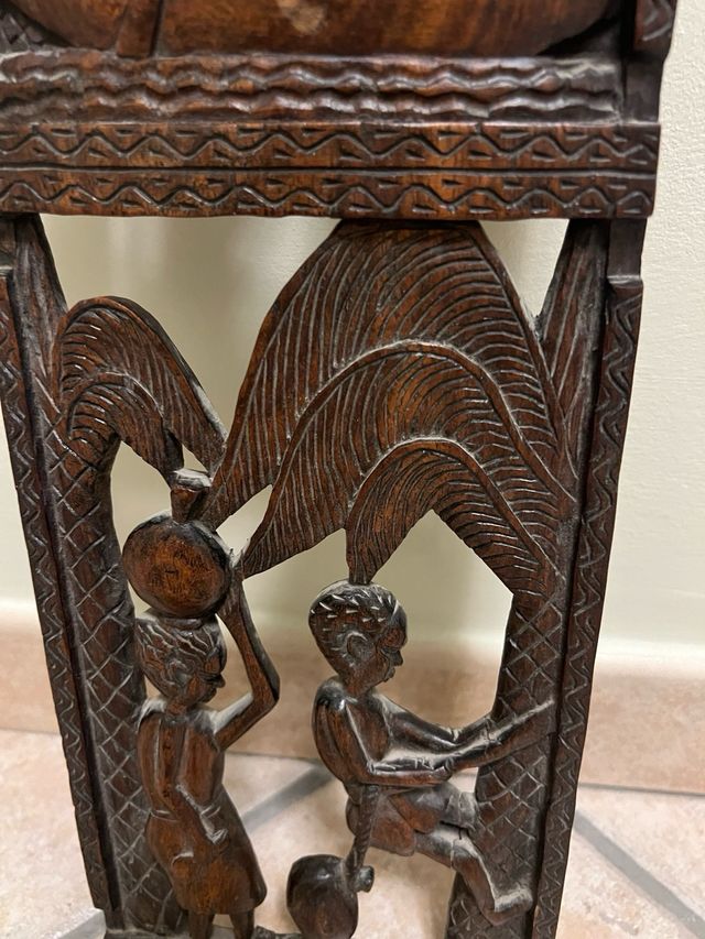 Escultura de madera africana hecha a mano de ébano