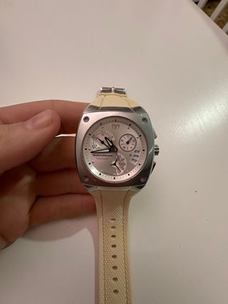 Reloj TechnoMarine Beige y Plateado