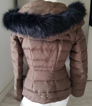 Plumífero talla XS o niña