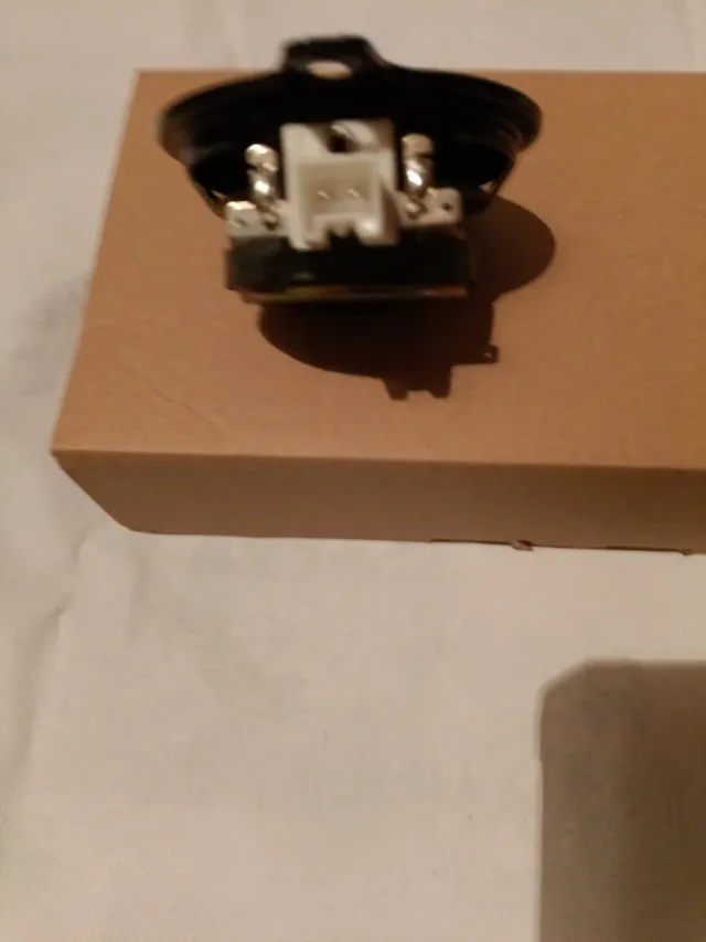 Altavoz SAAB 47 12 034