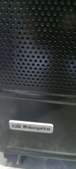 Estufa Overgozo Negra/Plateada