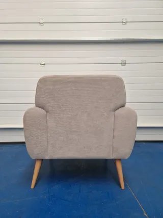 Butaca de tela beige