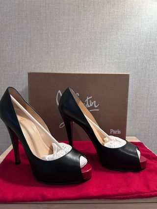 Zapatos Christian Louboutin Peep Toe Negros