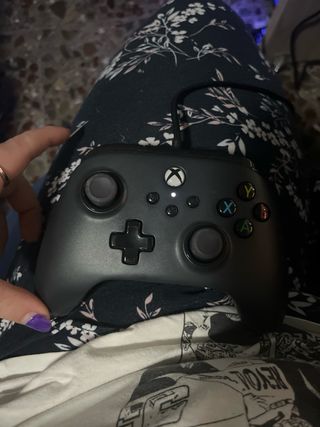Mando Xbox Negro con cable