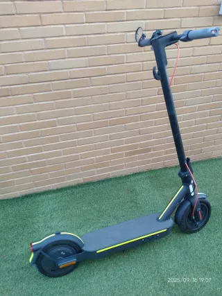 Patinete Eléctrico Xiaomi Scooter Pro 4