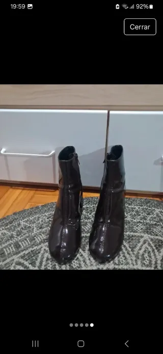 Botines Zara charol tacón cuadrado Color Burdeos