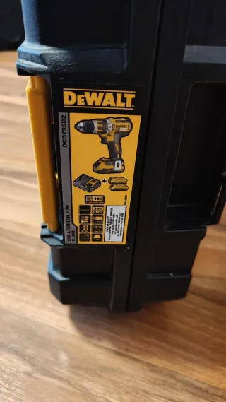 Taladro Percutor batería DeWalt DCD795D2 ORIGINAL