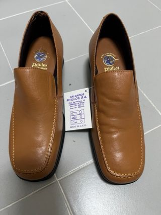 Mocasines de piel color tierra 38