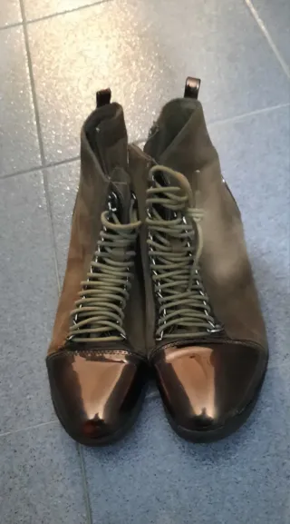 Botines Mujer Marrón y Dorado