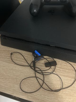 PS4 (PlayStation 4) Negra Casi Nueva