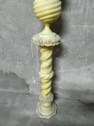 Lámpara de pie vintage mármol beige