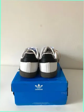 Adidas Samba OG Blancas y Negras