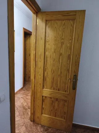 7 Puertas de Madera Pino Tea