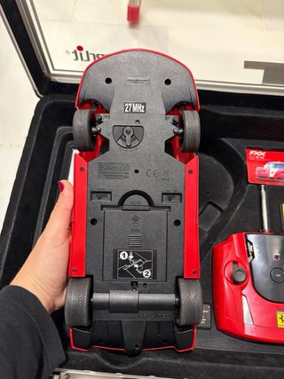 Ferrari FXX R/C 1:16 teledirigido