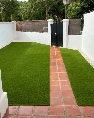 Césped Artificial RG ALMACENES ancho 2 y 4 metros