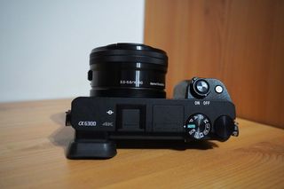 Kit de cámara Sony A6300