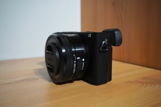 Kit de cámara Sony A6300